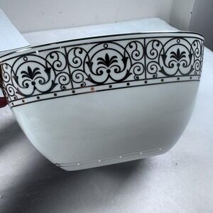 Lenox Windsor Gold Square Serving Bowl Bone China White Gold Scroll Band
